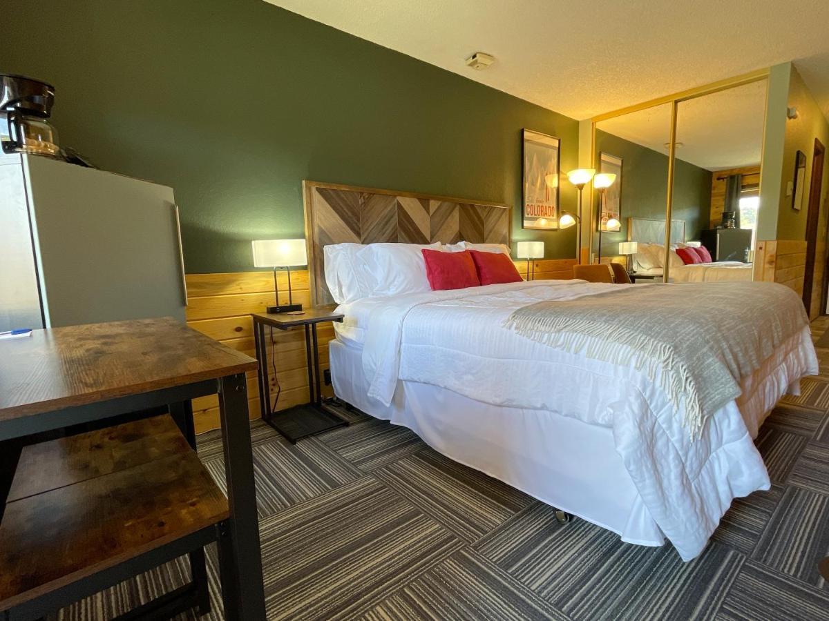 Relax, Adventure, Views, Amenities+Memories Apartman Granby Kültér fotó