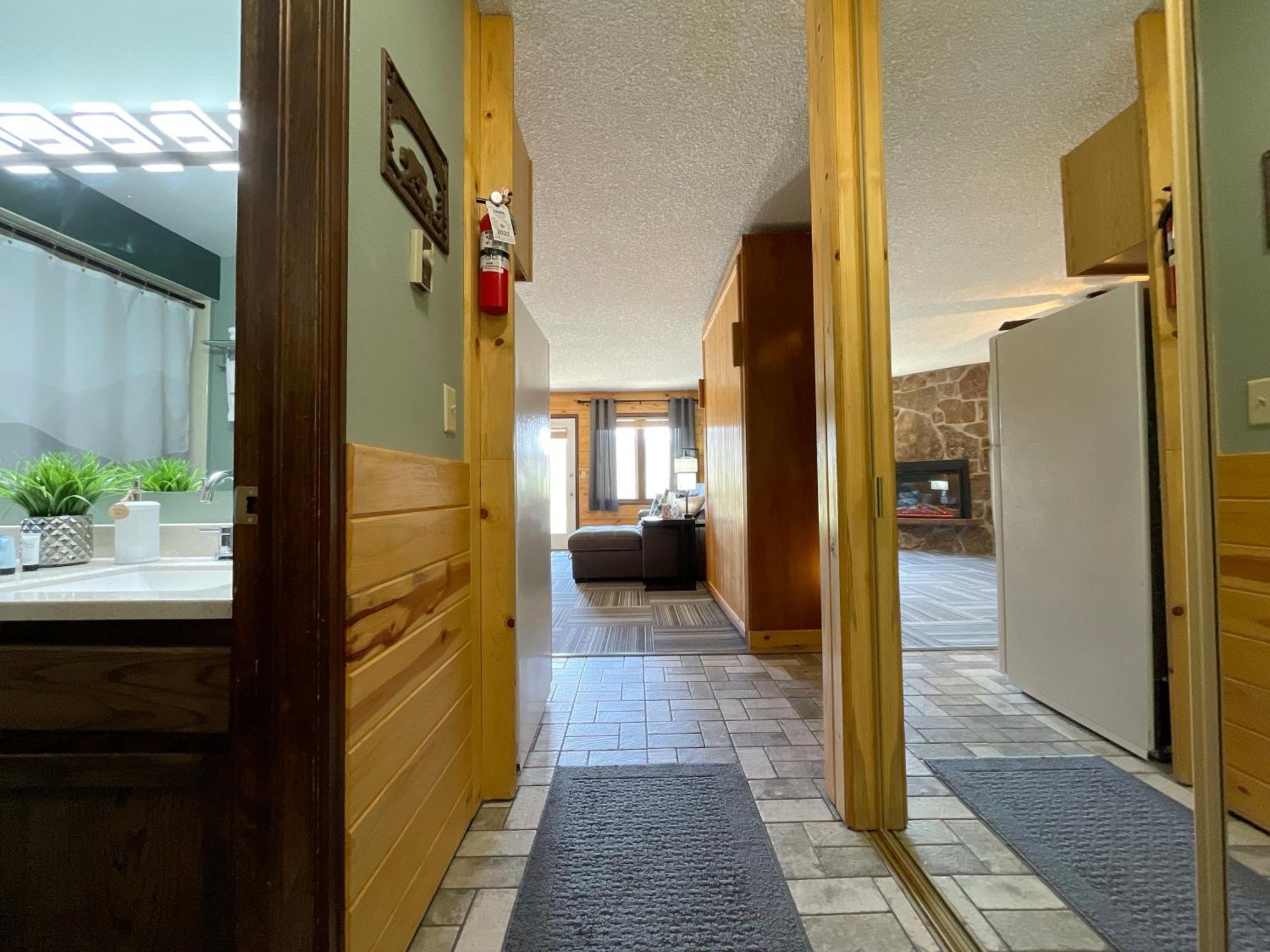 Relax, Adventure, Views, Amenities+Memories Apartman Granby Kültér fotó