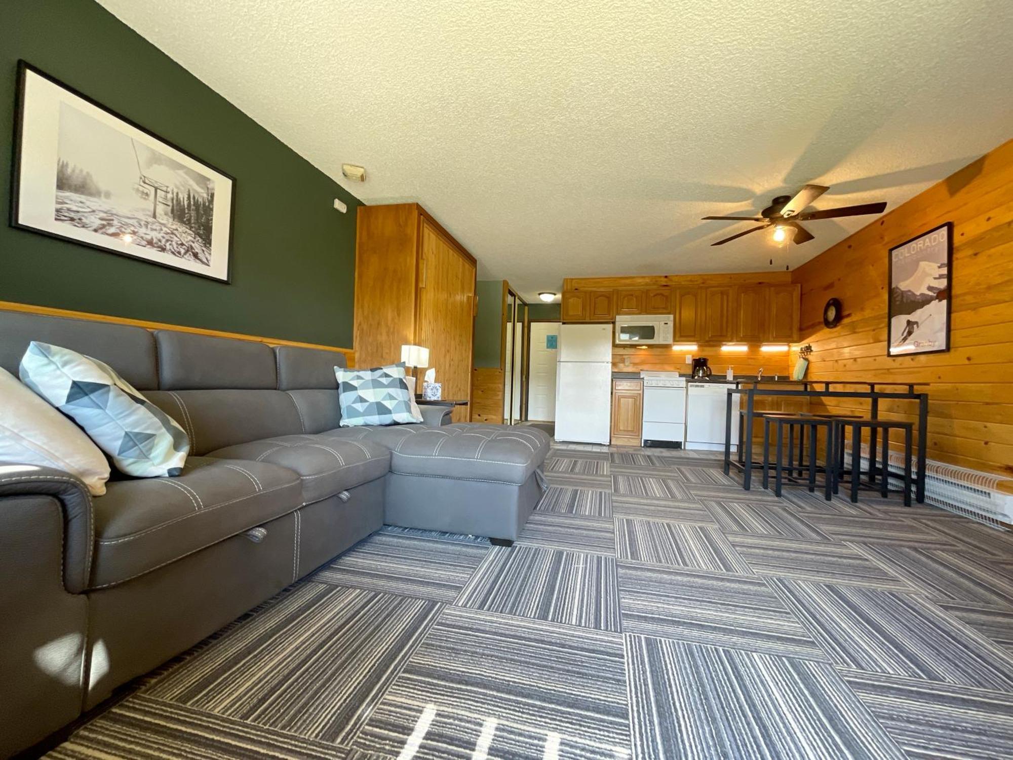 Relax, Adventure, Views, Amenities+Memories Apartman Granby Kültér fotó